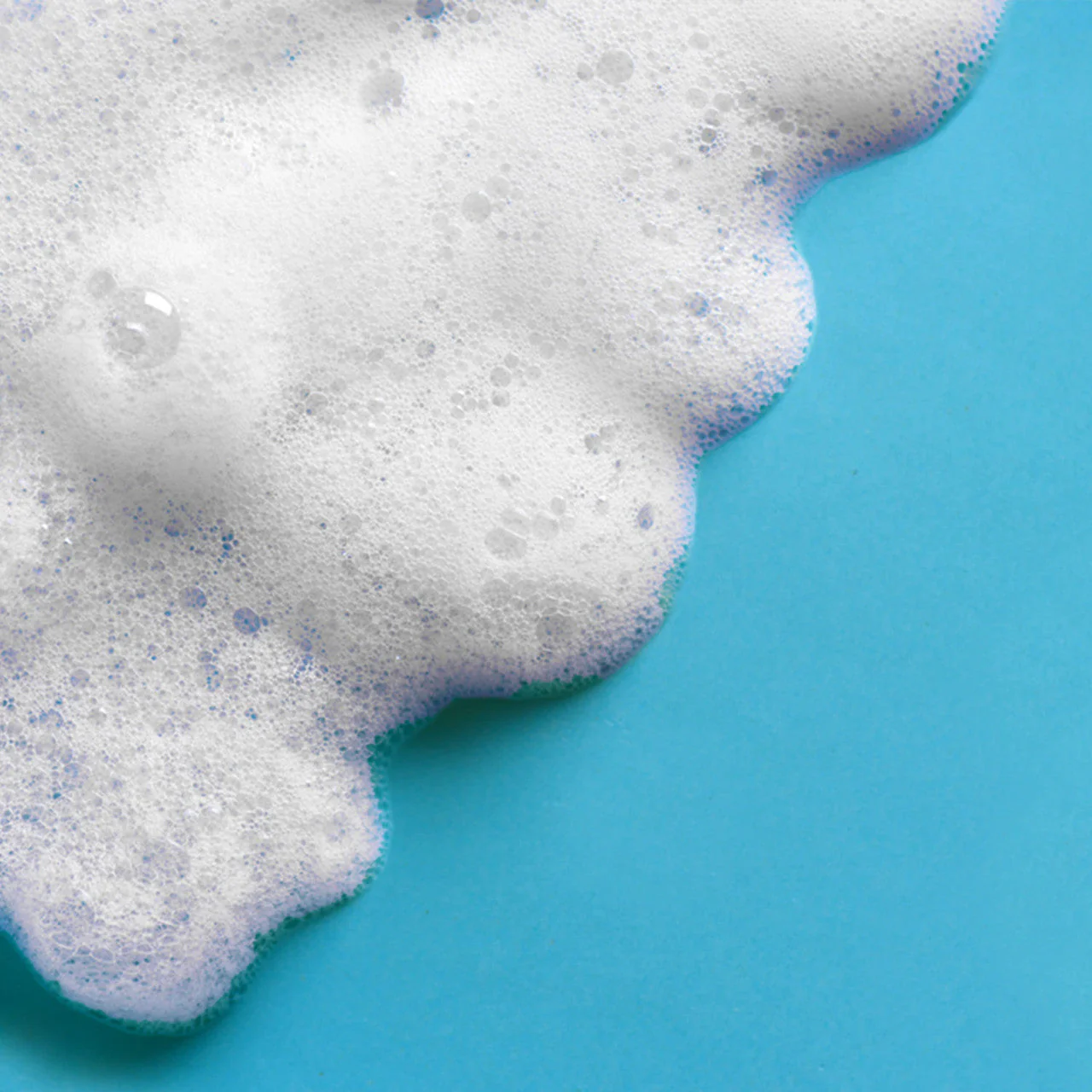 Seaside Luxe Foaming Body Wash - Image 3